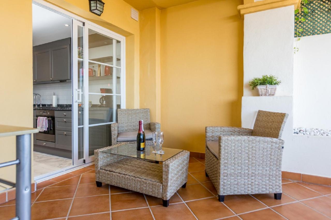 Puerto Banus Senorio De Aloha 3 Bed With Seaviews Apartemen