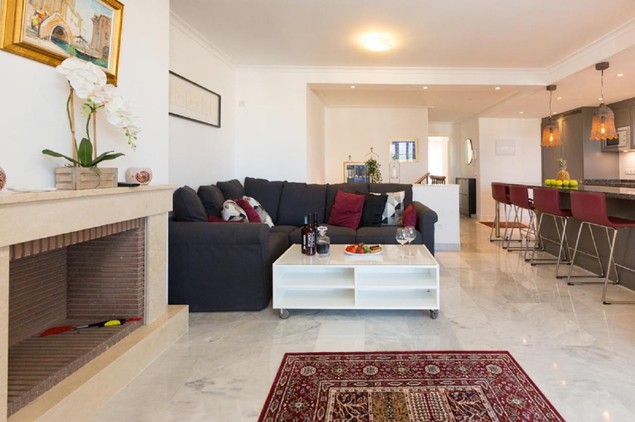 Puerto Banus Senorio De Aloha 3 Bed With Seaviews Apartemen