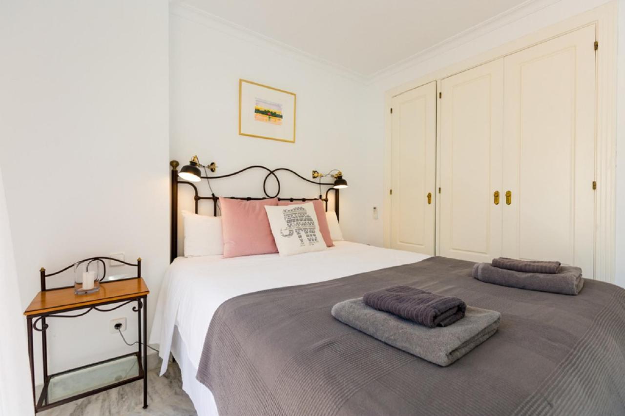 Apartemen Puerto Banus Senorio De Aloha 3 Bed With Seaviews *